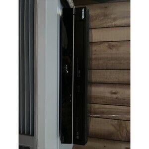 Toshiba Dvd/Video Cassette Recorder Model No. DVR620KU With Remote And Manual